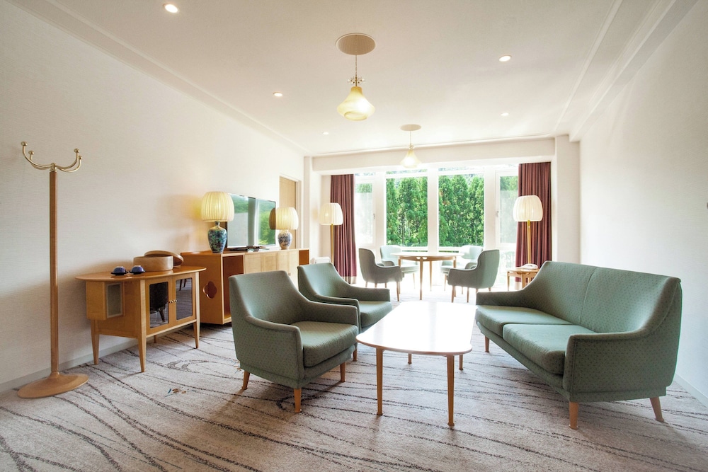 スイート シングルベッド 2 台 禁煙 | ザ・プリンス 京都宝ヶ池、オートグラフ コレクション