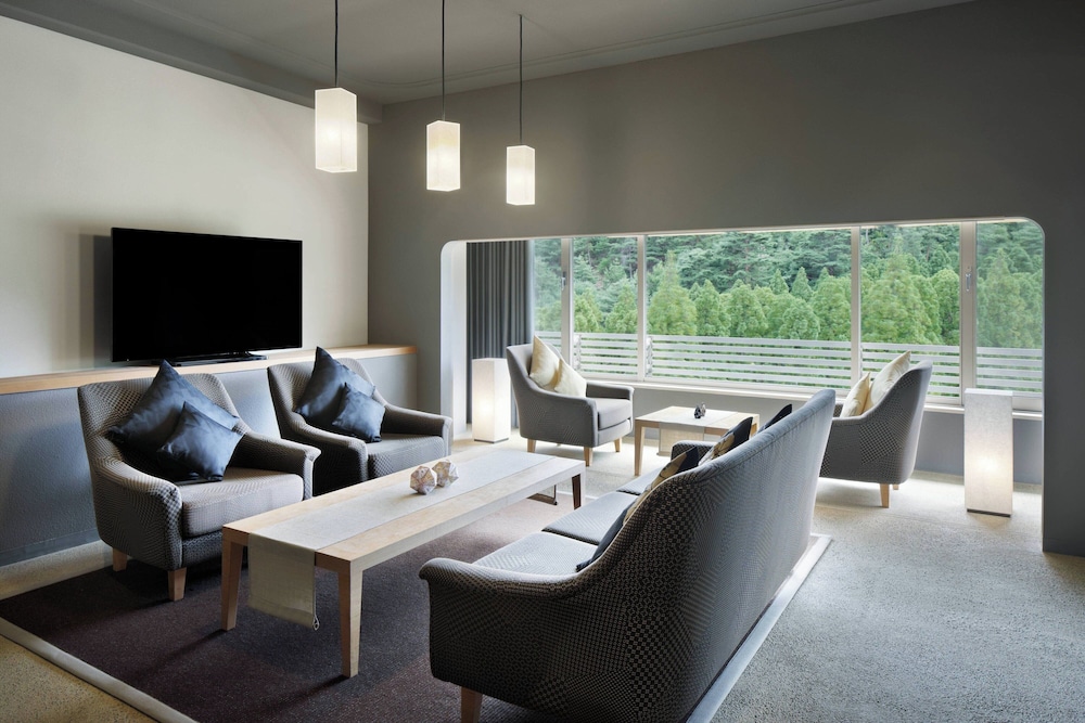 シグネチャー スイート シングルベッド 2 台 禁煙 | ザ・プリンス 京都宝ヶ池、オートグラフ コレクション