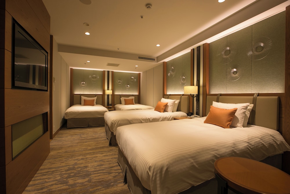 ファミリー スイート 禁煙 客室2 | ハイランドリゾート ホテル＆スパ