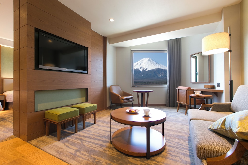 ファミリー スイート 禁煙 マウンテン ビュー0 | ハイランドリゾート ホテル＆スパ