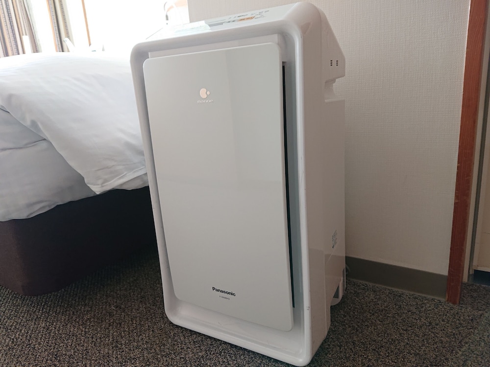 エコノミー ダブルルーム セミダブルベッド 1 台 禁煙 客室の設備とサービス0 | チサン グランド 長野