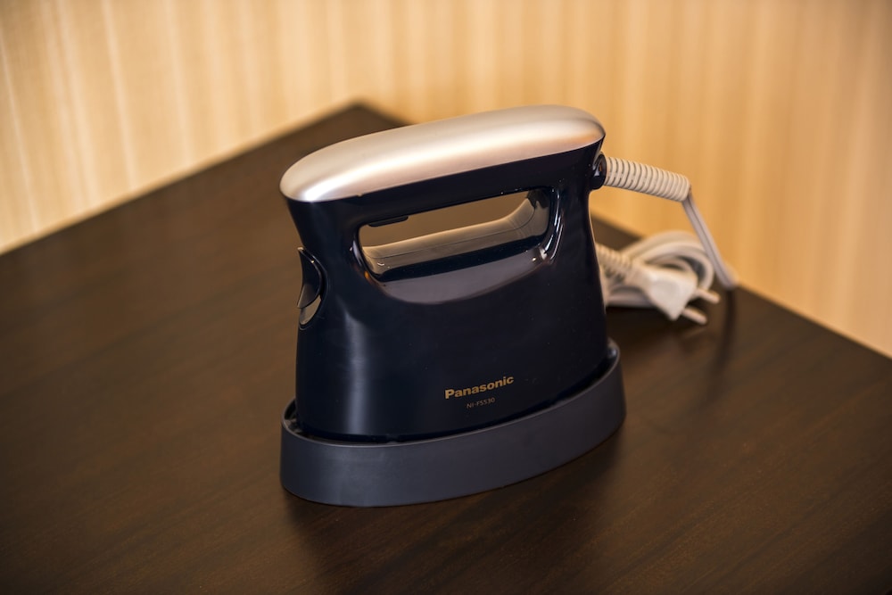 グランド ダブルルーム クイーンベッド 1 台 禁煙 客室の設備とサービス5 | チサン グランド 長野