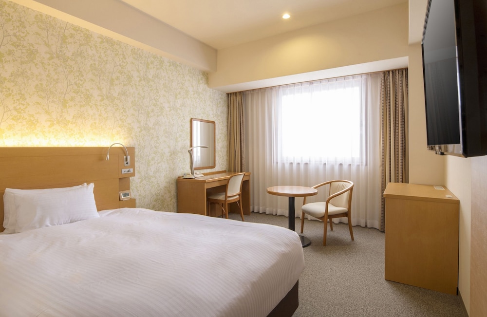 エコノミー ダブルルーム セミダブルベッド 1 台 禁煙 | チサン グランド 長野