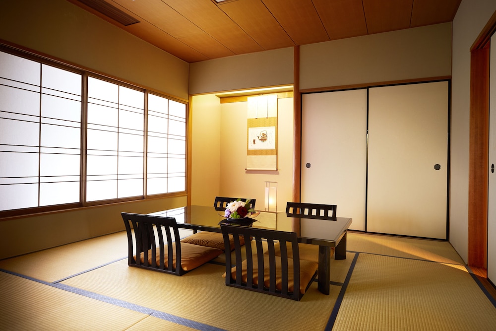 トラディショナルスイート 禁煙 シティービュー | ホテルニューオータニ大阪