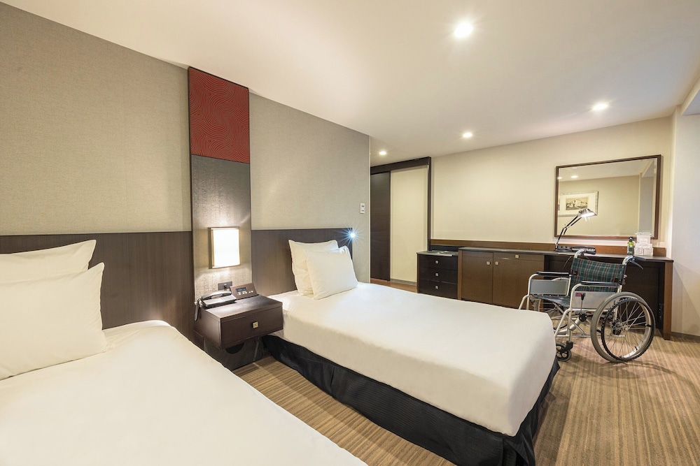 スタンダード ルーム シングルベッド 2 台 バリアフリー | ANAクラウンプラザホテル福岡 by IHG