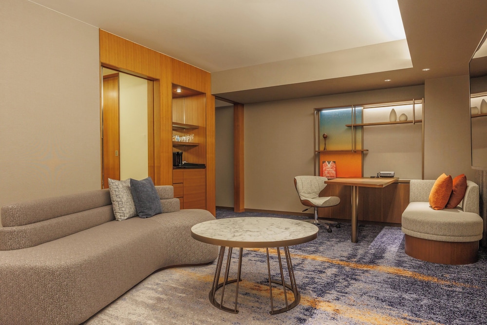 プレミアム ルーム シングルベッド 2 台 クラブラウンジ利用可 (Worklife) | ANAクラウンプラザホテル広島 by IHG
