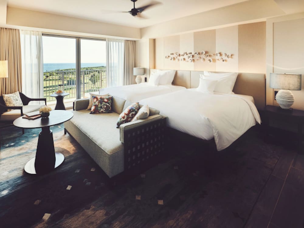 クラブ ルーム シングルベッド 2 台 オーシャンビュー (Club Wing, Club Benefits) | ANAインターコンチネンタル石垣リゾート by IHG