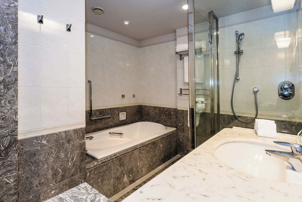 パークスイート ルーム 禁煙 (11-18F) バスルーム1 | ザ・プリンス パークタワー東京 - プリファード ホテルズ & リゾーツ LVX コレクション