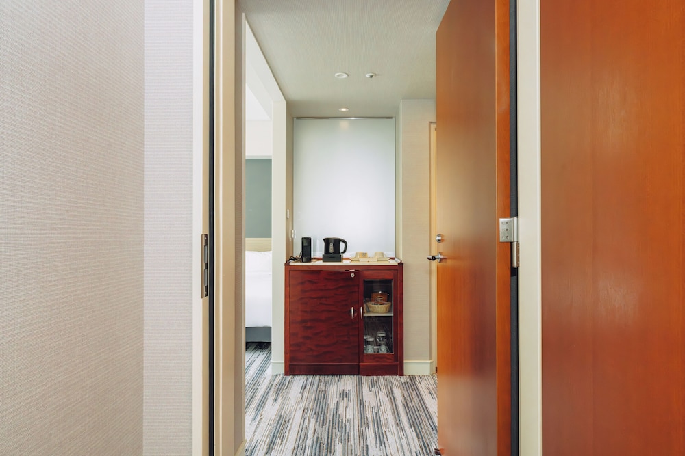 コネクティングルーム 5-10F, 禁煙 リビング エリア1 | ザ・プリンス パークタワー東京 - プリファード ホテルズ & リゾーツ LVX コレクション