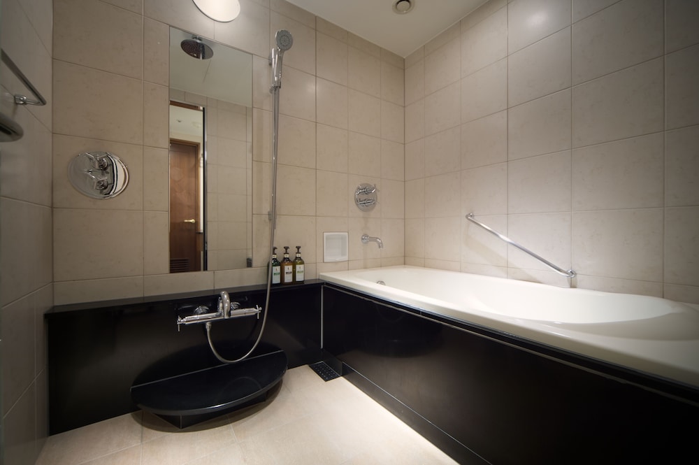 エグゼクティブデラックス キング 禁煙 (24 F) バスルーム0 | ホテル メトロポリタン