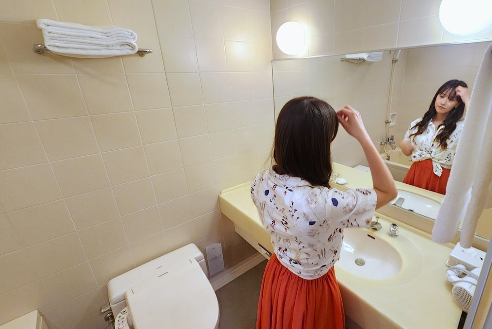 デラックス ツインルーム 禁煙 バスルーム1 | ベルビューガーデンホテル 関西空港