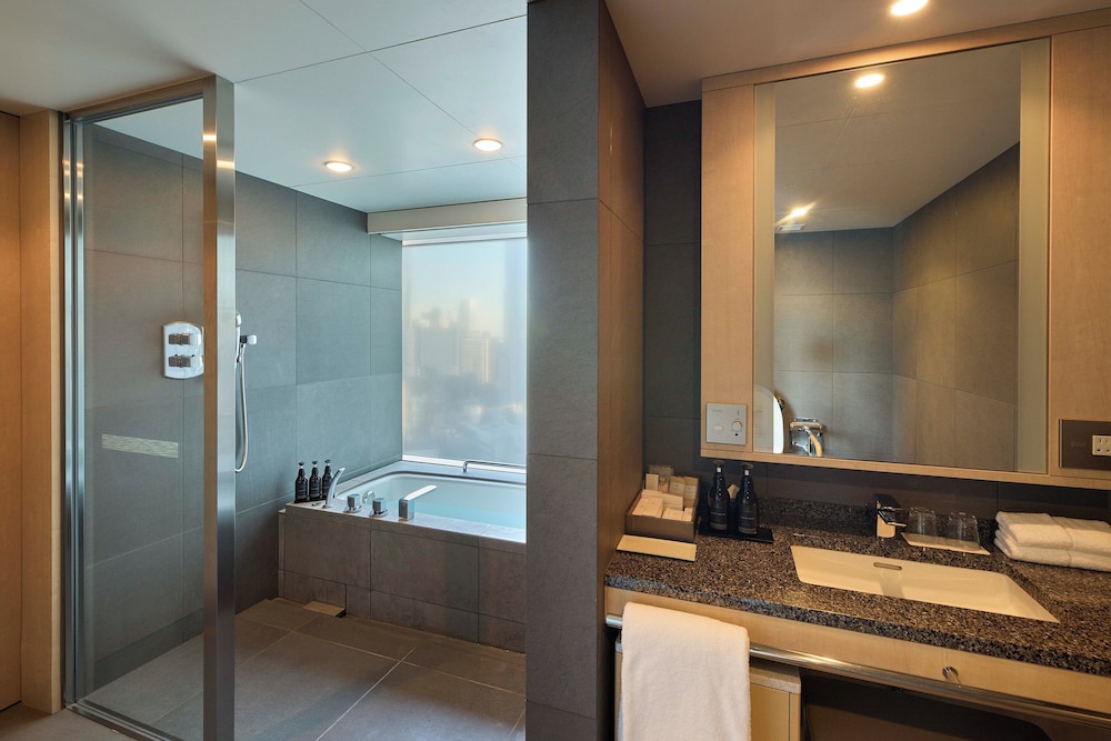 ユニバーサル プレミアコーナーツイン, 禁煙 バスルーム4 | ザ・キャピトルホテル 東急