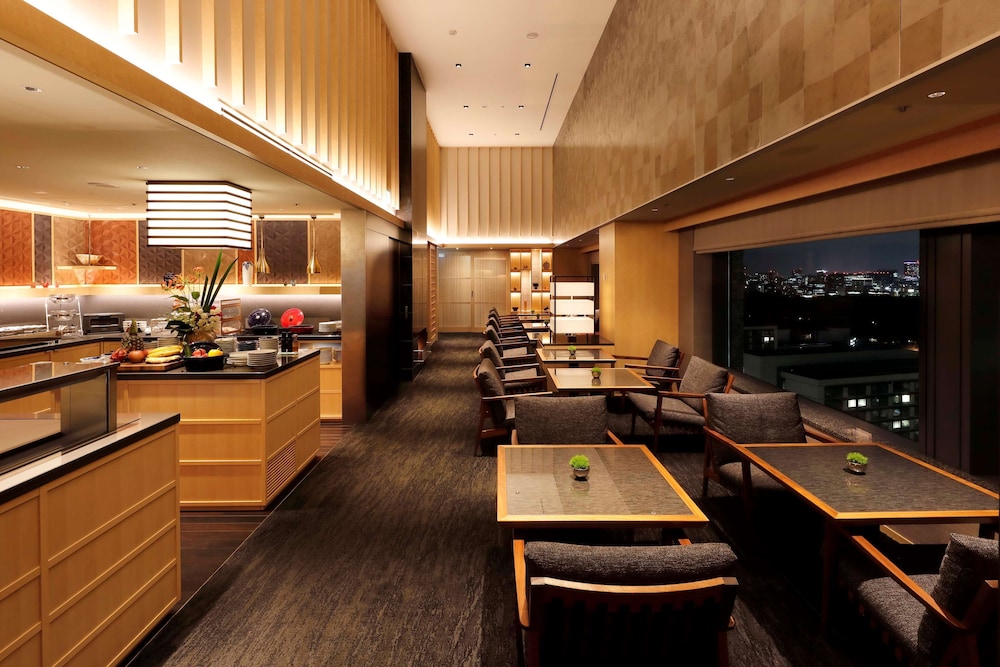 クラブデラックスハリウッドツイン, 禁煙 (朝食&クラブフロア特典あり) エグゼクティブ ラウンジ9 | ザ・キャピトルホテル 東急