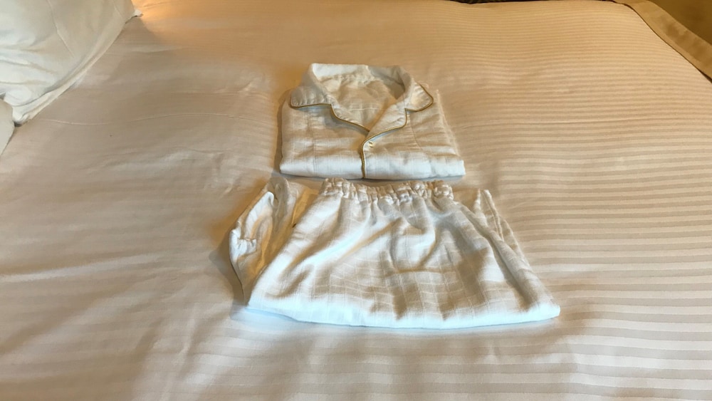 サードニクス ツインルーム 禁煙 客室4 | ホテルサードニクス東京