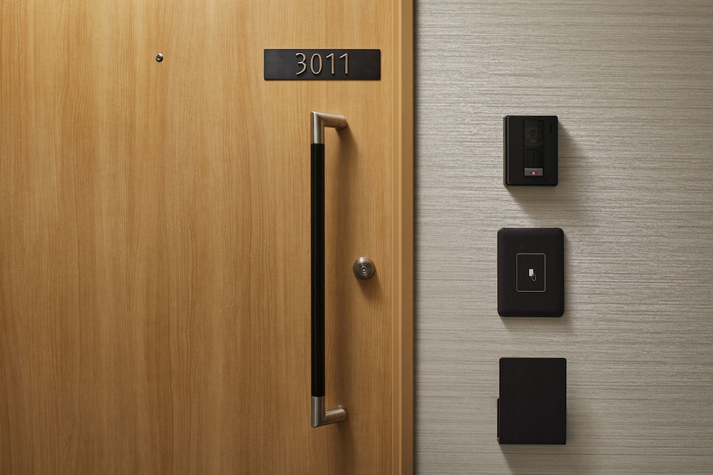 デラックス ツイン 禁煙 (ユニバーサルデザイン) 客室4 | 京王プラザホテル