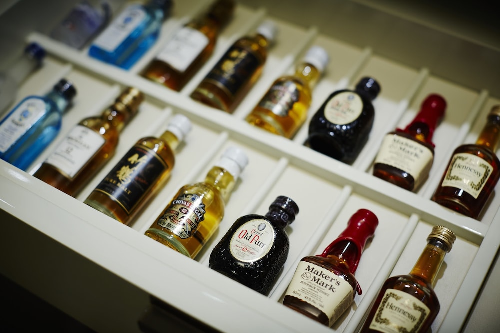 プレミアグラン - スイート・ツイン (禁煙) クラブラウンジ朝食&アクセス付き ミニバー0 | 京王プラザホテル