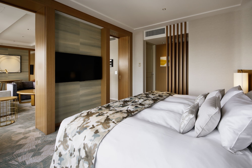 プレミアグラン - スイート・キング （禁煙） クラブラウンジ朝食＆アクセス付き 客室5 | 京王プラザホテル