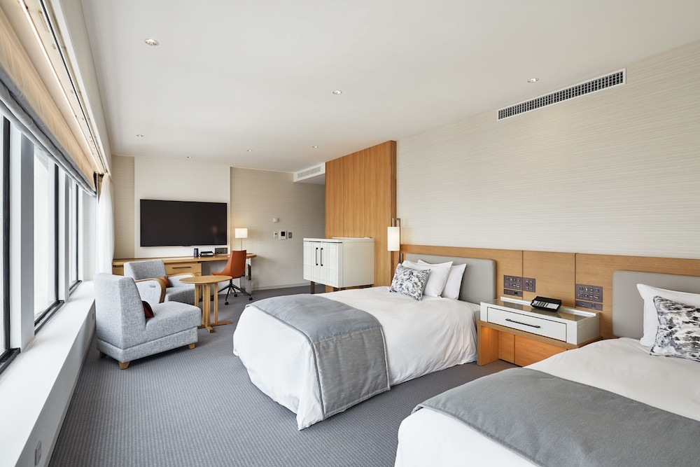 ラクジュアリー デラックス ツイン 禁煙 (ユニバーサルデザイン) | 京王プラザホテル