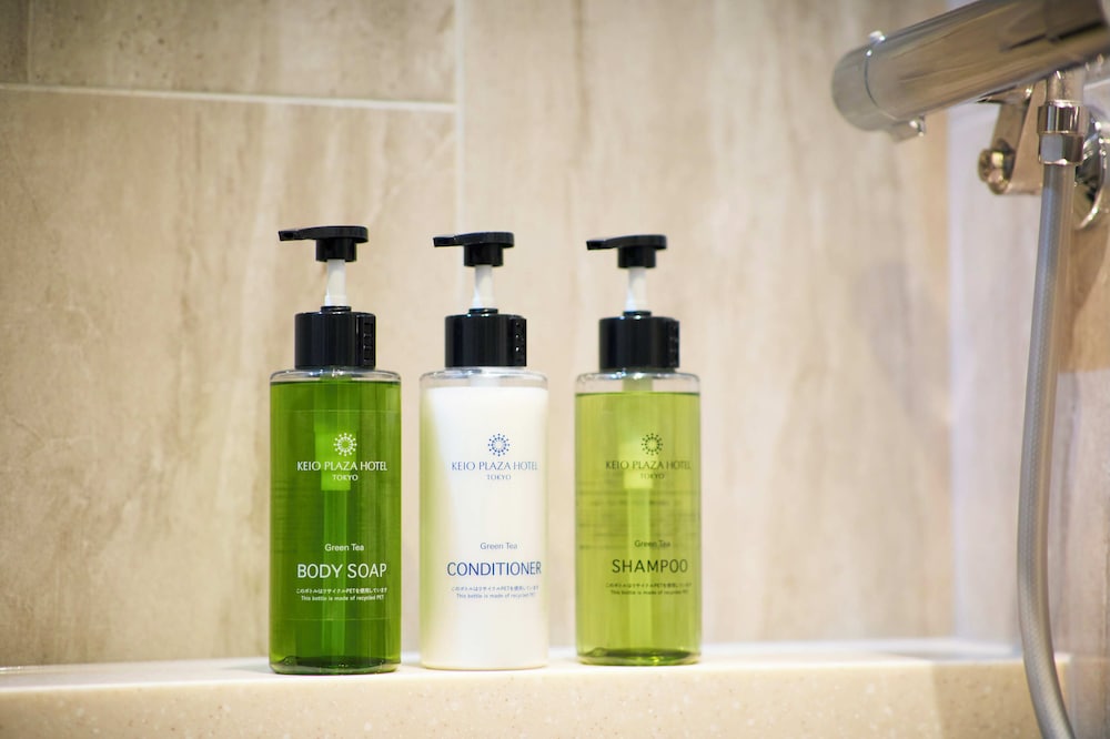 プラザスタンダードツイン 禁煙 バスタブなし バスルーム1 | 京王プラザホテル