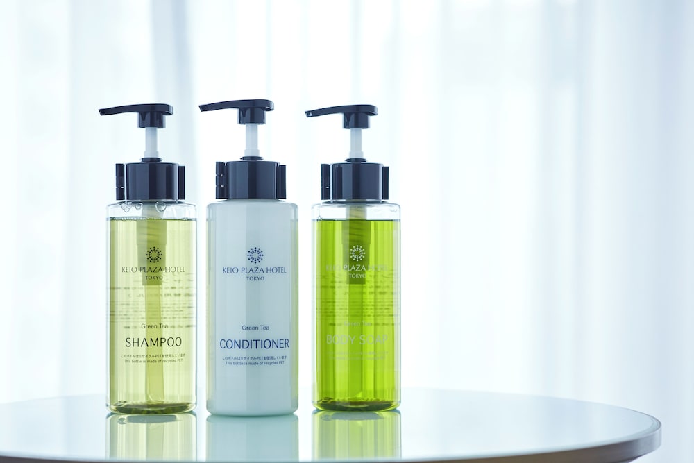 プラザスーペリアサウス ダブル (禁煙) 客室の設備とサービス2 | 京王プラザホテル