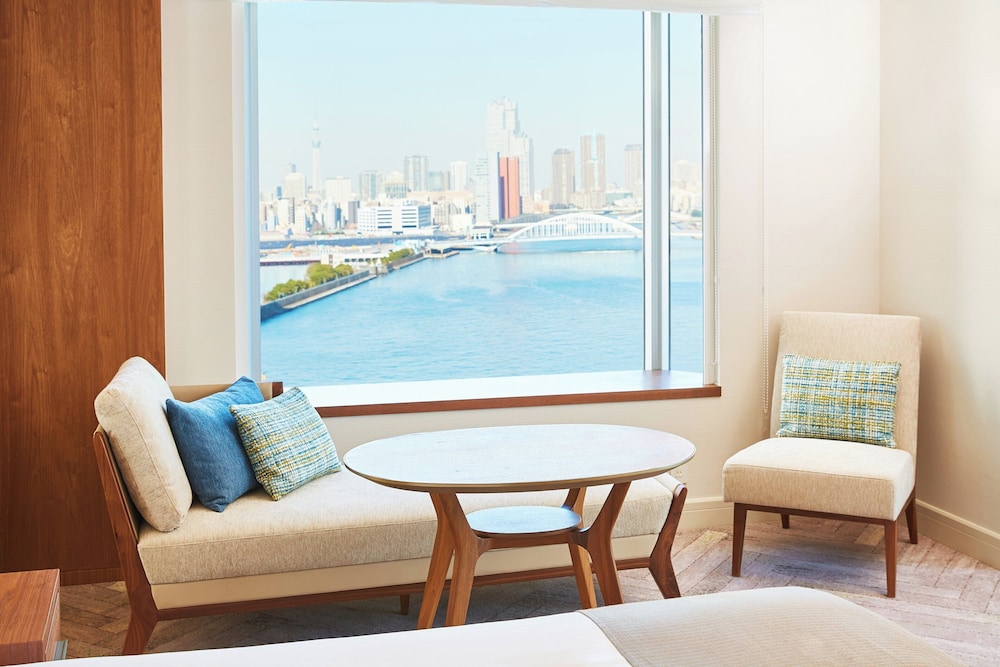 クラシック ルーム シングルベッド 2 台 リバービュー | ホテル インターコンチネンタル 東京ベイ by IHG