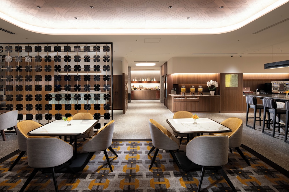 エグゼクティブルーム キング ラウンジ1 | ヒルトン名古屋