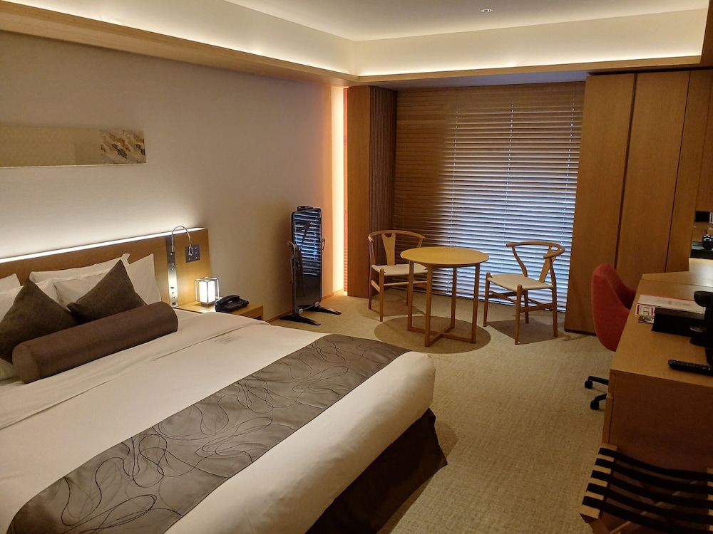 スタンダード ルーム キングベッド 1 台 (Top Floor) | ANAクラウンプラザホテル京都 by IHG