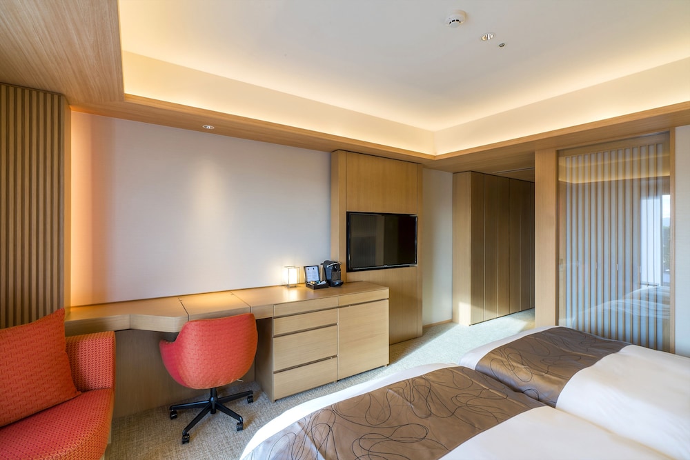 スタンダード ルーム シングルベッド 2 台 (Castle View, Walk-in Shower) | ANAクラウンプラザホテル京都 by IHG