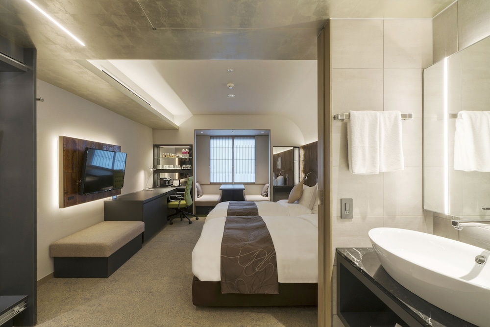 スタンダード ルーム シングルベッド 2 台 (Stocked Minibar) | ANAクラウンプラザホテル京都 by IHG