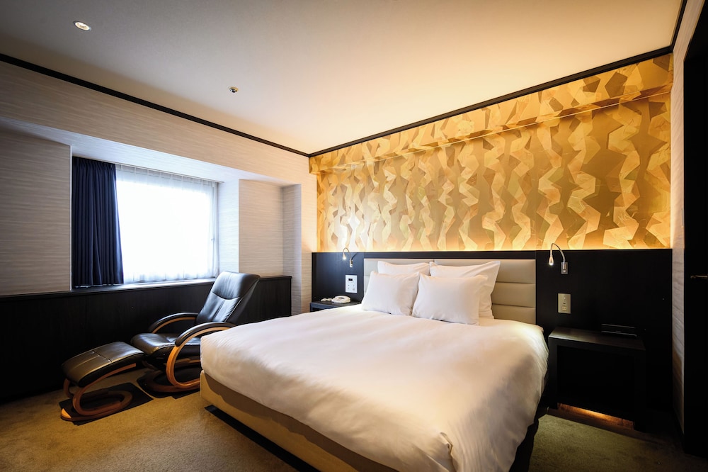 ジュニア スイート クイーンベッド 1 台 | ANAクラウンプラザホテル松山 by IHG