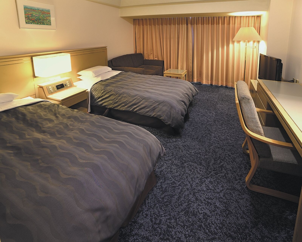 [禁煙] デラックスツインルーム (26平米) | 新潟・万代シルバーホテル