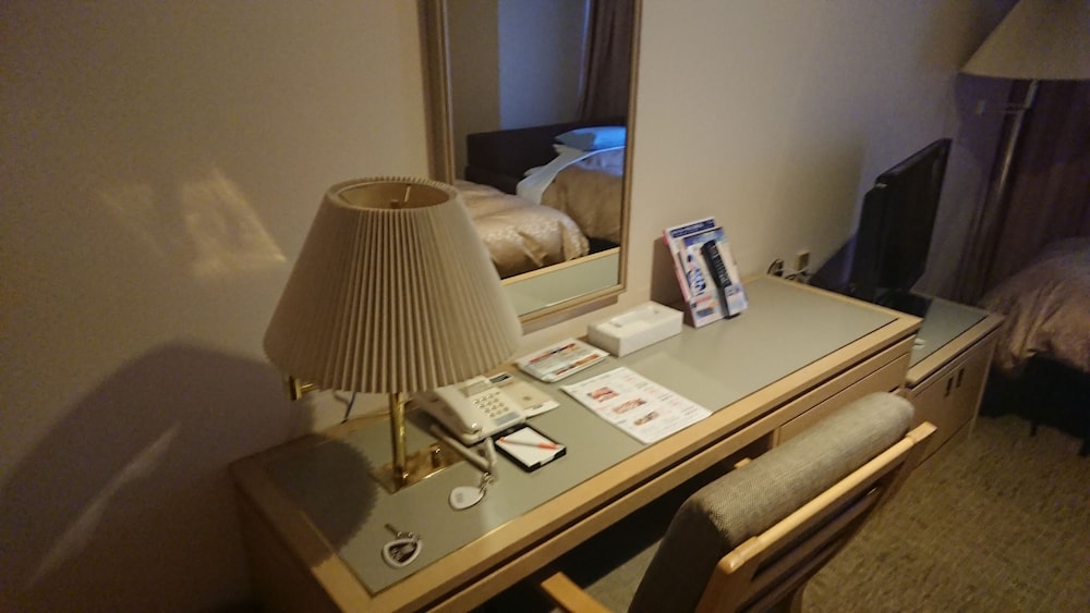 [禁煙] デラックスツインルーム (26平米) 客室の設備とサービス0 | 新潟・万代シルバーホテル