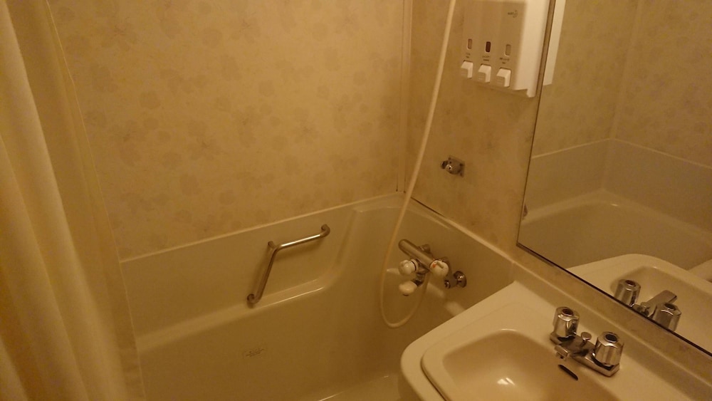 [禁煙] コンパクトツインルーム (16平米) バスルーム0 | 新潟・万代シルバーホテル