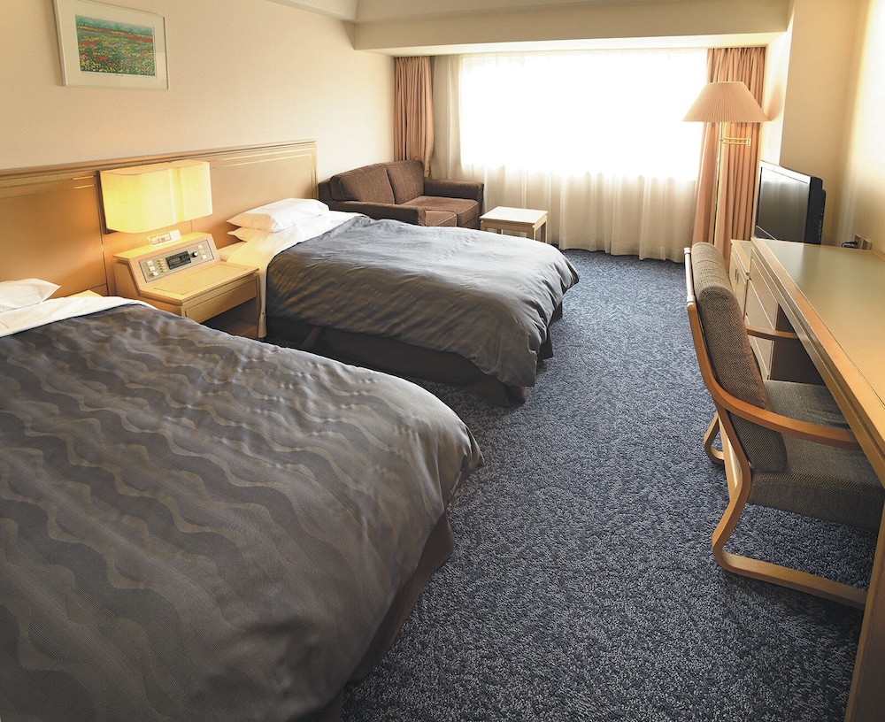 [禁煙] デラックスツインルーム (26平米) 客室1 | 新潟・万代シルバーホテル