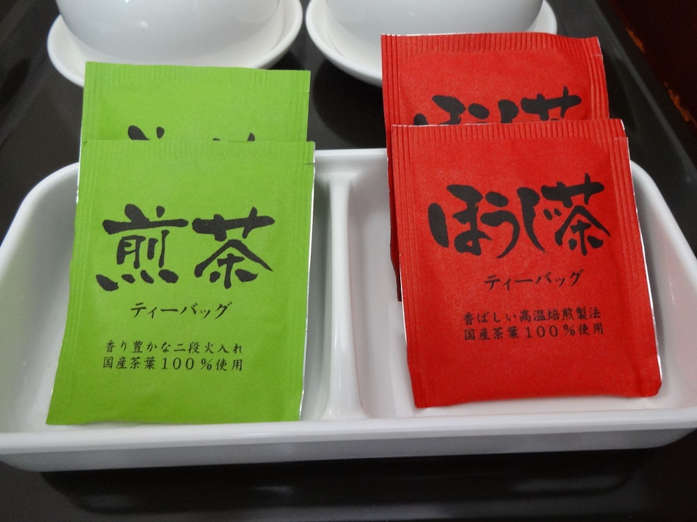 [禁煙] コンパクトツインルーム (16平米) 客室の設備とサービス0 | 新潟・万代シルバーホテル