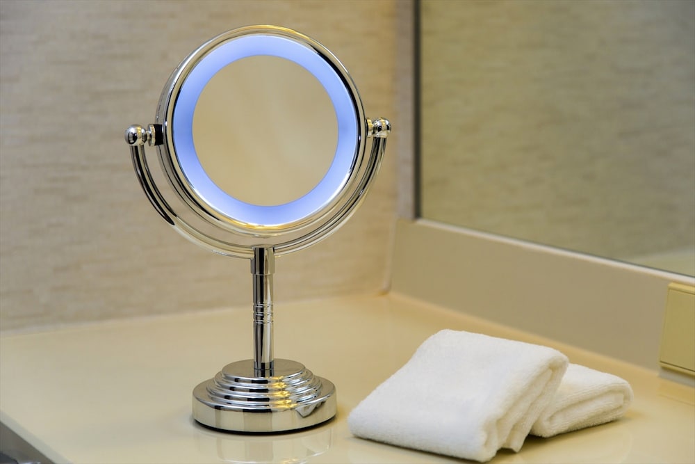 ツインプレミアムルーム バスルーム0 | ダブルツリー by ヒルトン那覇首里城