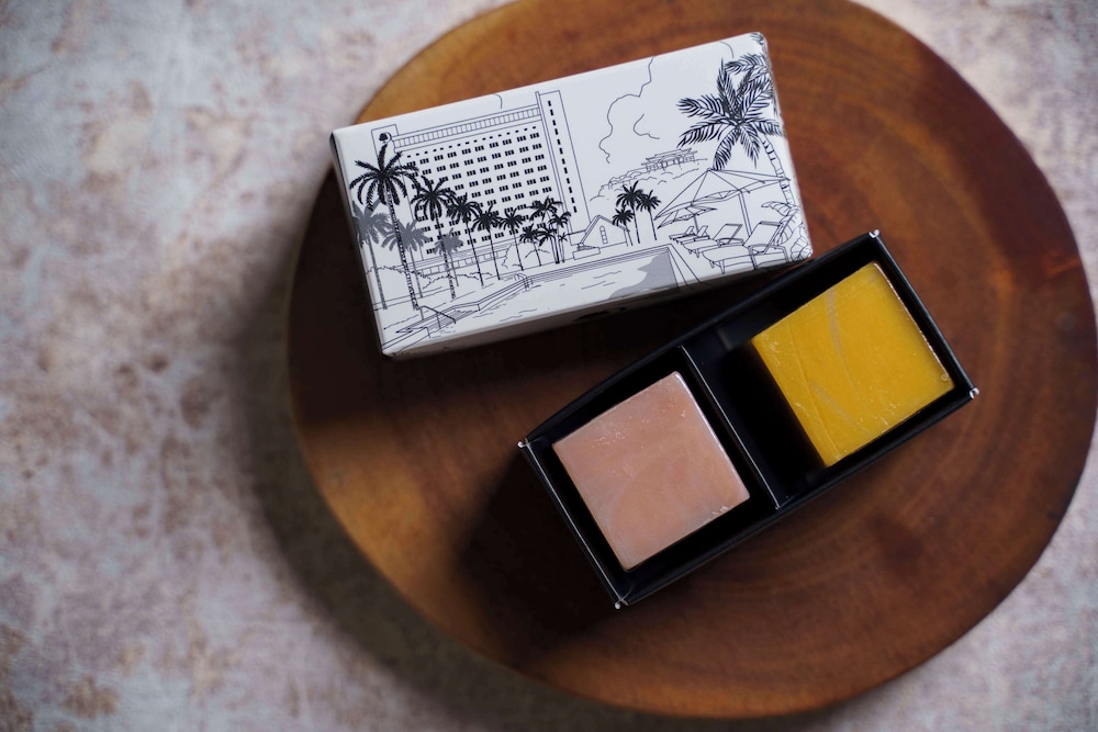 プレミアムデラックスルーム バスルーム1 | ダブルツリー by ヒルトン那覇首里城