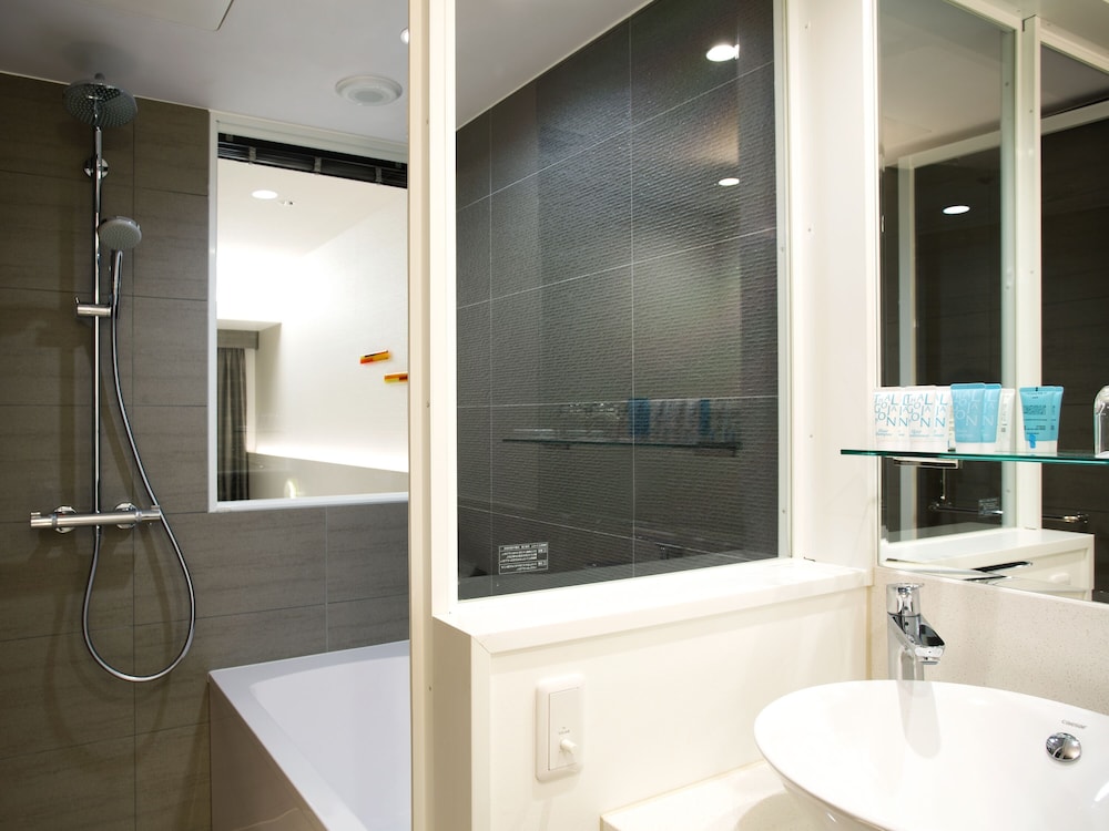 スーペリア ツインルーム 禁煙 バスルーム0 | ホテル日航大阪