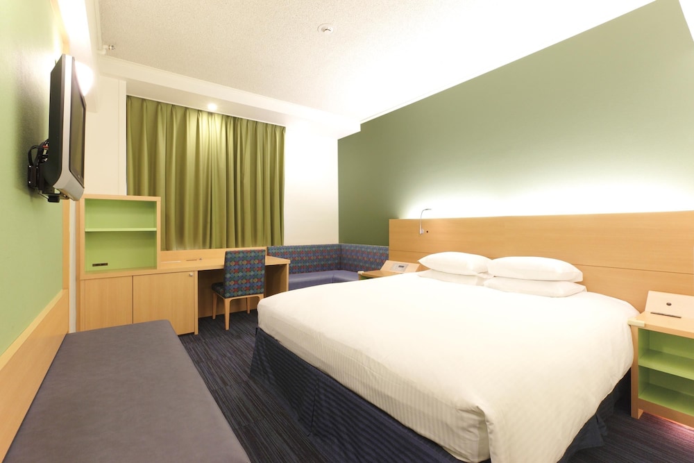 (本館) コンフォートダブルルーム キングベッド 1 台 禁煙 | ホテル日航成田