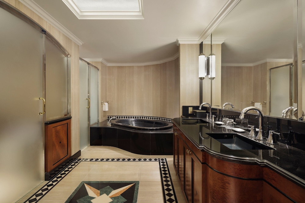 プレジデンシャル スイート 1 ベッドルーム 禁煙 バスルーム0 | ウェスティンホテル東京