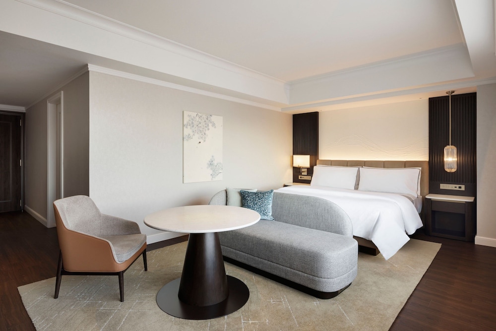 デラックス ルーム キングベッド 1 台 禁煙 客室2 | ウェスティンホテル東京