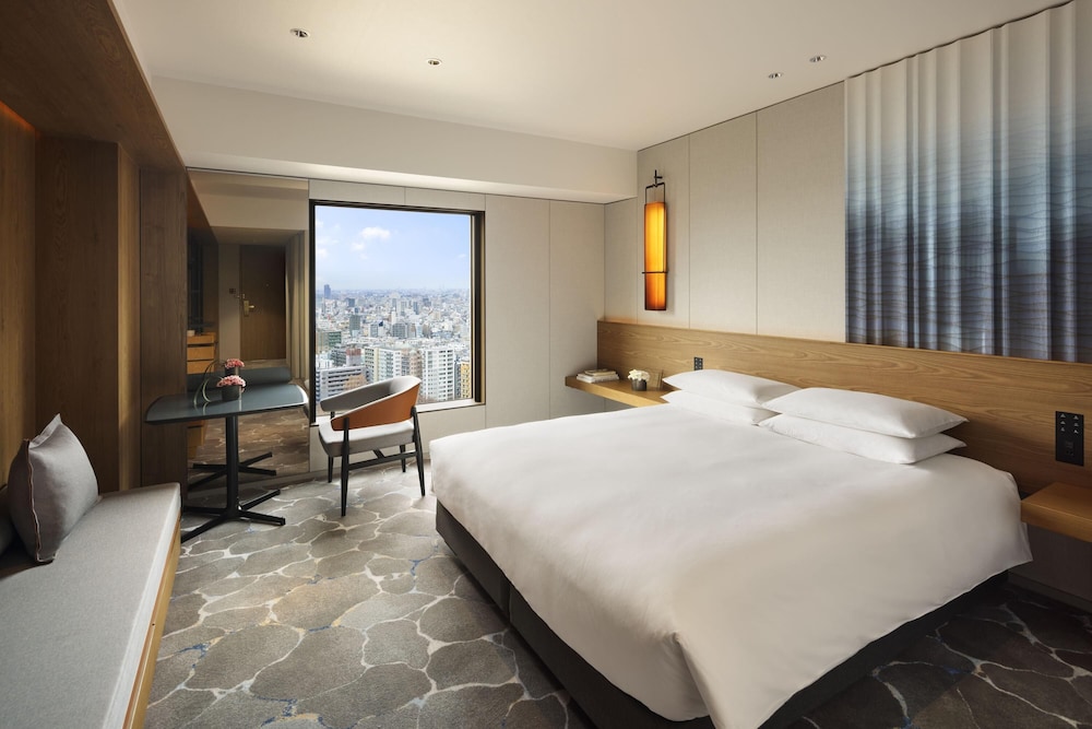 デラックス ルーム キングベッド 1 台 パークビュー | ハイアット リージェンシー 東京