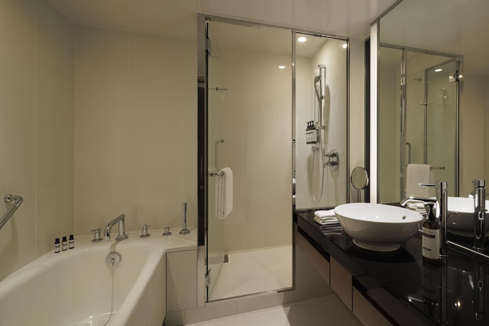 ルーム シングルベッド 2 台 パークビュー バスルーム0 | ハイアット リージェンシー 東京