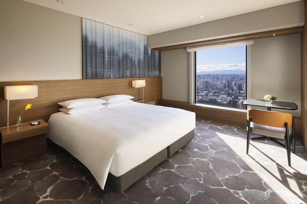 ルーム キングベッド 1 台 パークビュー 客室2 | ハイアット リージェンシー 東京