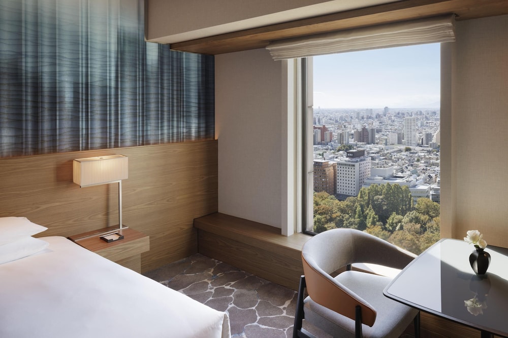 ルーム キングベッド 1 台 パークビュー 部屋からの景観0 | ハイアット リージェンシー 東京