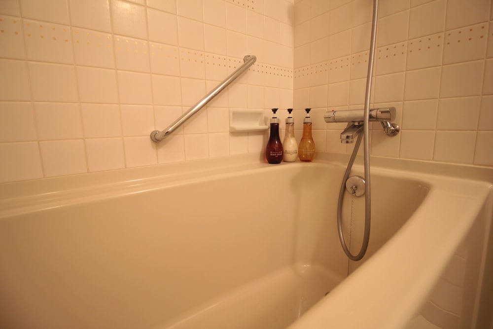 メインタワー プレミア ダブルルーム 禁煙 (35-36階) バスルーム0 | 品川プリンスホテル