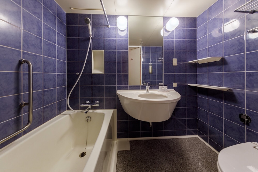 アネックスタワー ダブルルーム 禁煙 (8-20階) バスルーム1 | 品川プリンスホテル