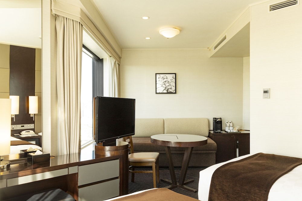 メインタワー プレミア コーナーツインルーム 禁煙 (35-36階) 客室2 | 品川プリンスホテル