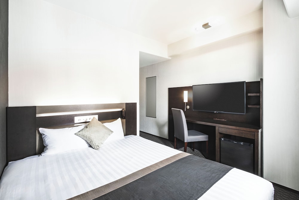 ダブル(禁煙)《ベッド幅160cm》 | 新阪急ホテルアネックス(大阪)