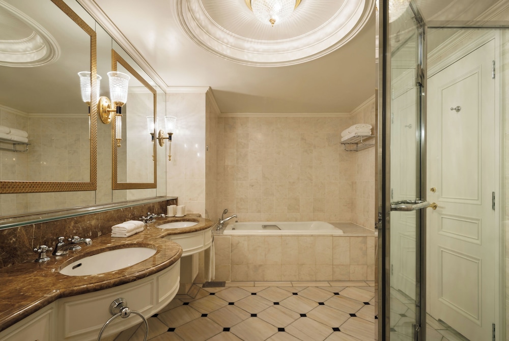 <特別階>26階 ファミリースイート レインボーブリッジサイド 禁煙 (エグゼクティブラウンジアクセス) バスルーム0 | グランドニッコー東京 台場